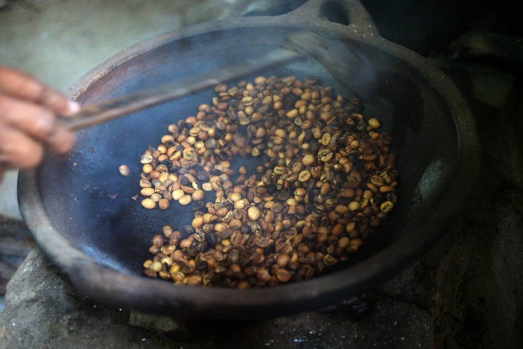 Prebiotic Fiber Source Friendly Food That Actually Loves Your Gut Back