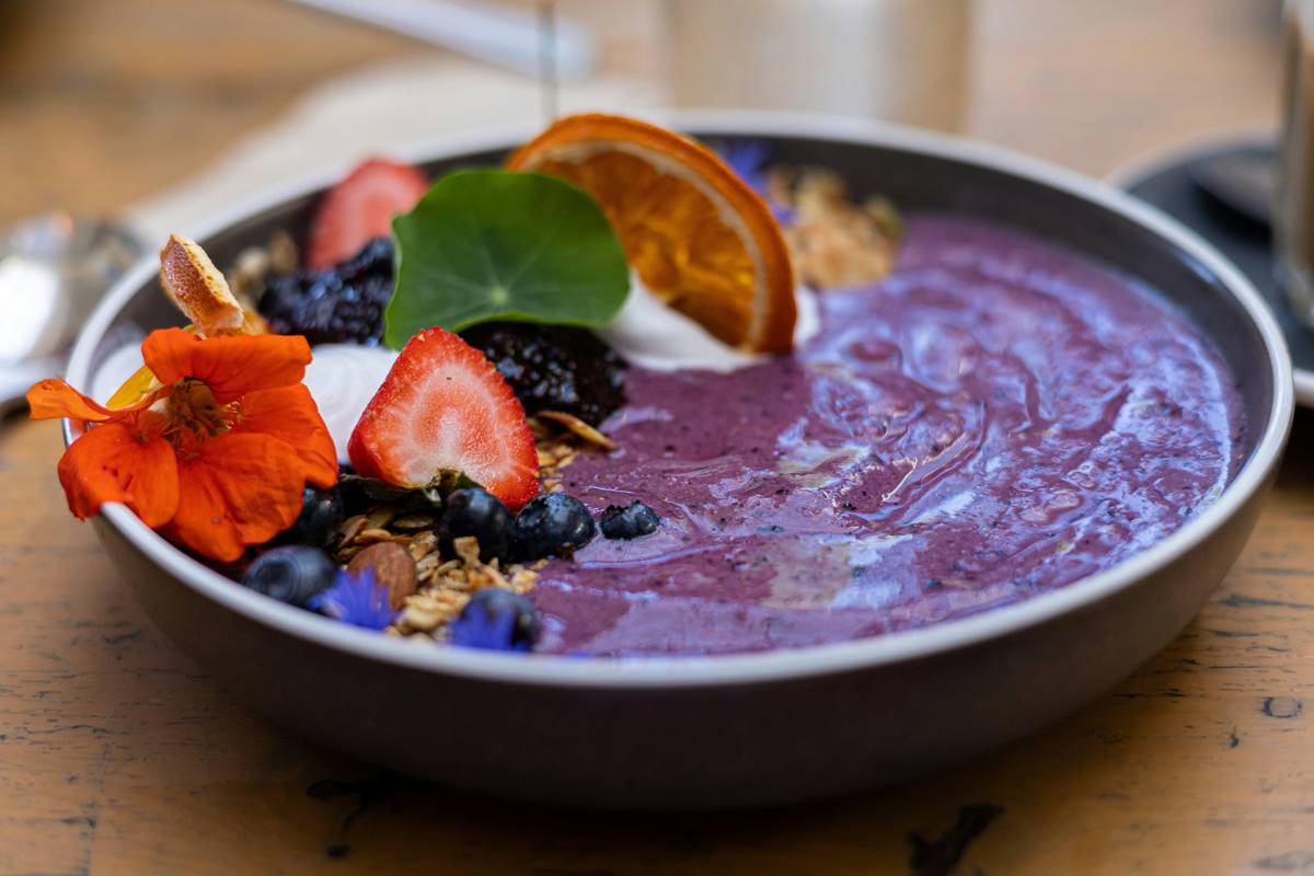 What Is a Low Inflammation Staple Friendly Food Thing? 11 Gut-Healing Picks Backed by Science